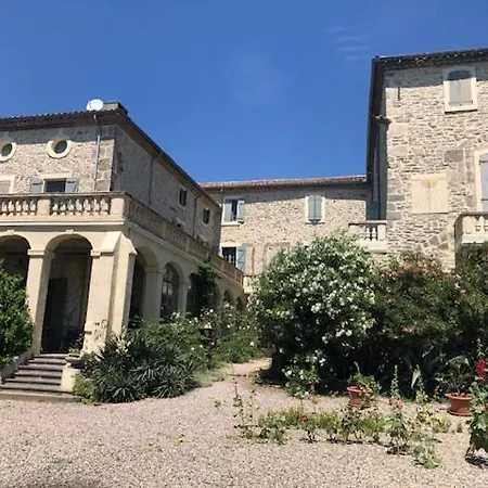 Couette-café Château De Paulignan