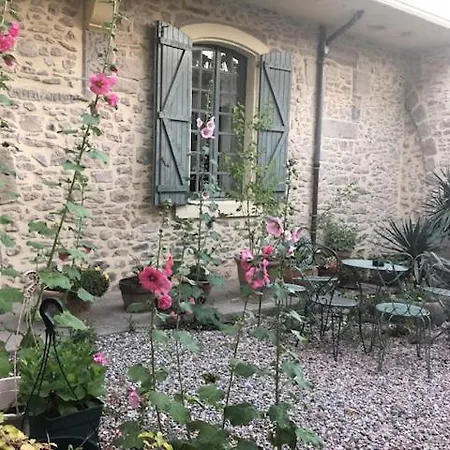 Château De Paulignan Couette-café