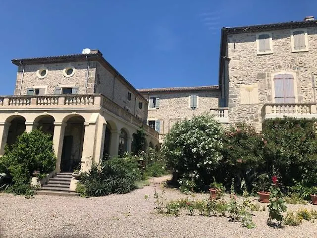 Bed & Breakfast Chateau De Paulignan